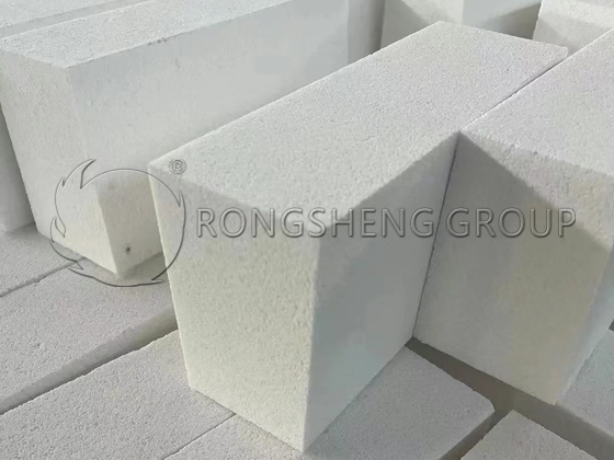 Choose the Rongsheng Alumina Bubble Brick
